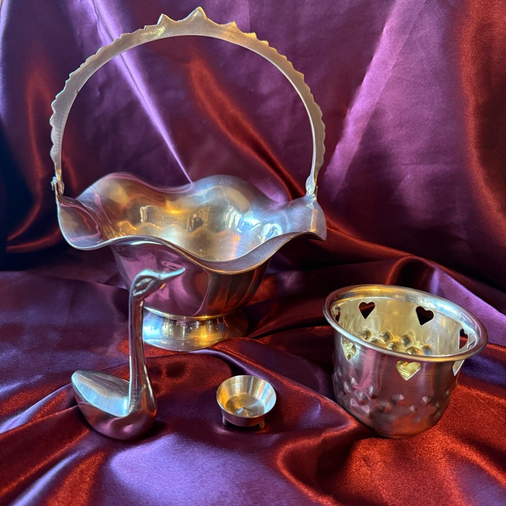 Vintage Solid Brass Bundle of 4 pcs - Picture 2 of 15
